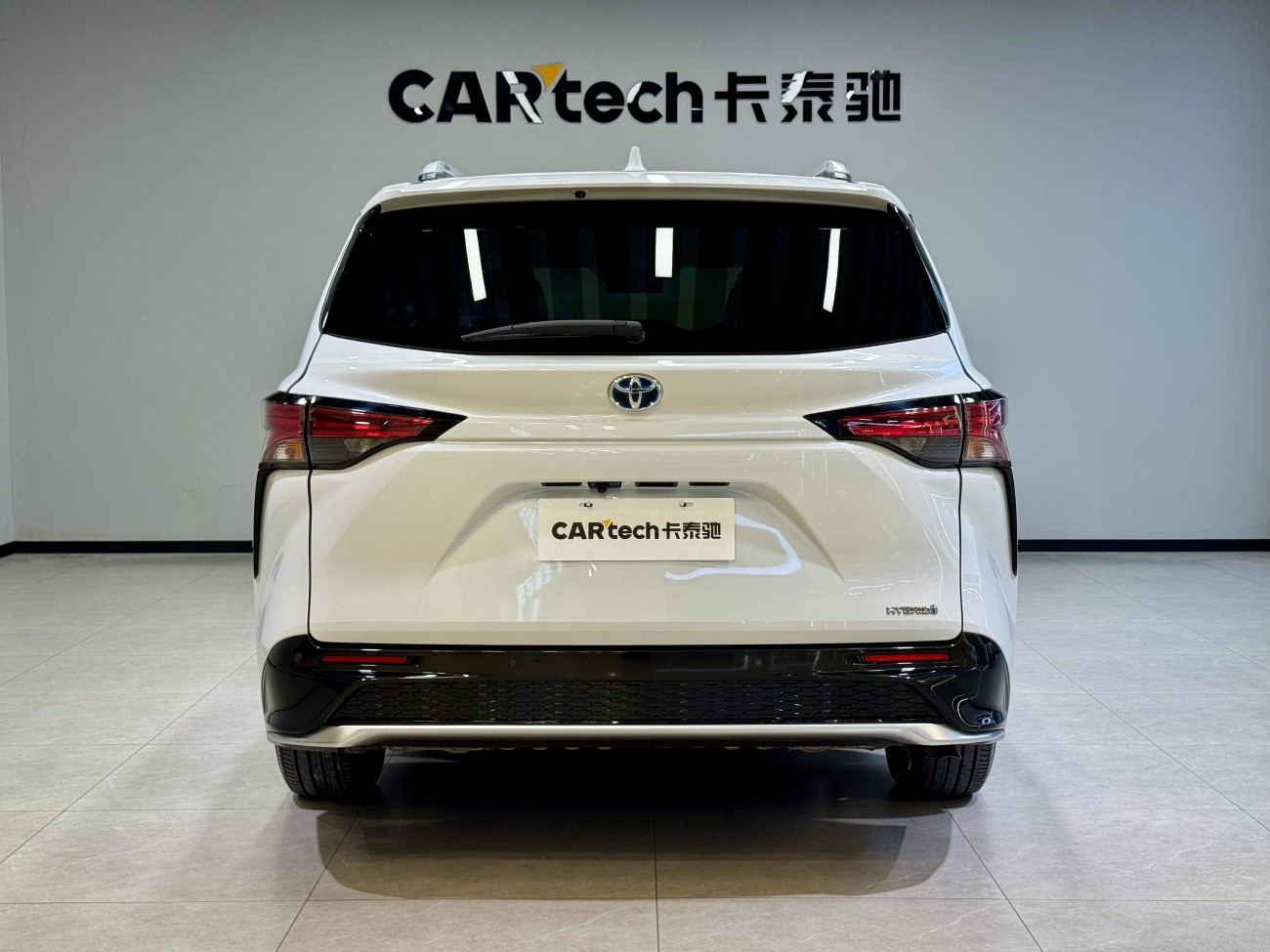 Toyota Granvia 2024