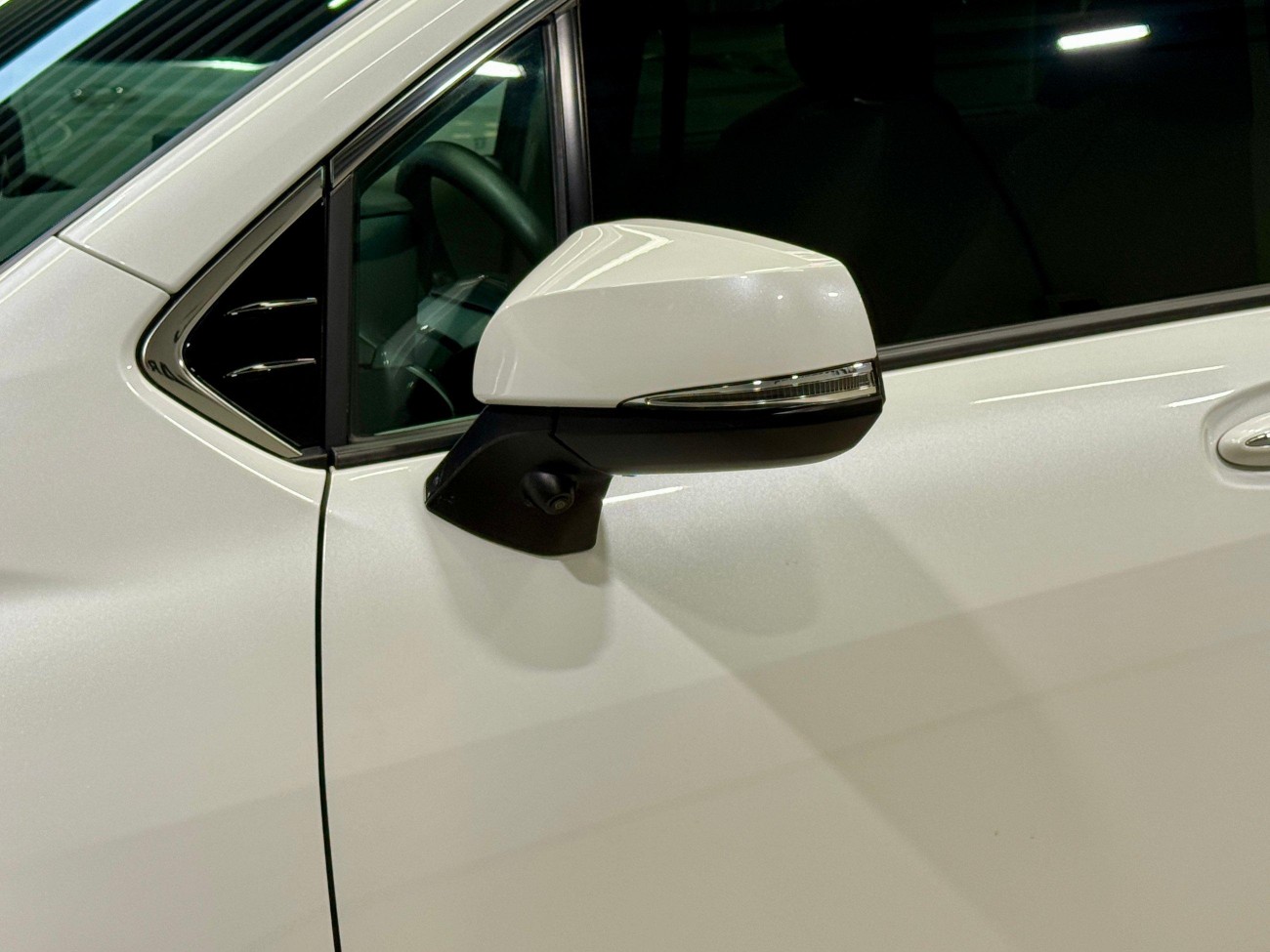 Toyota Granvia 2024
