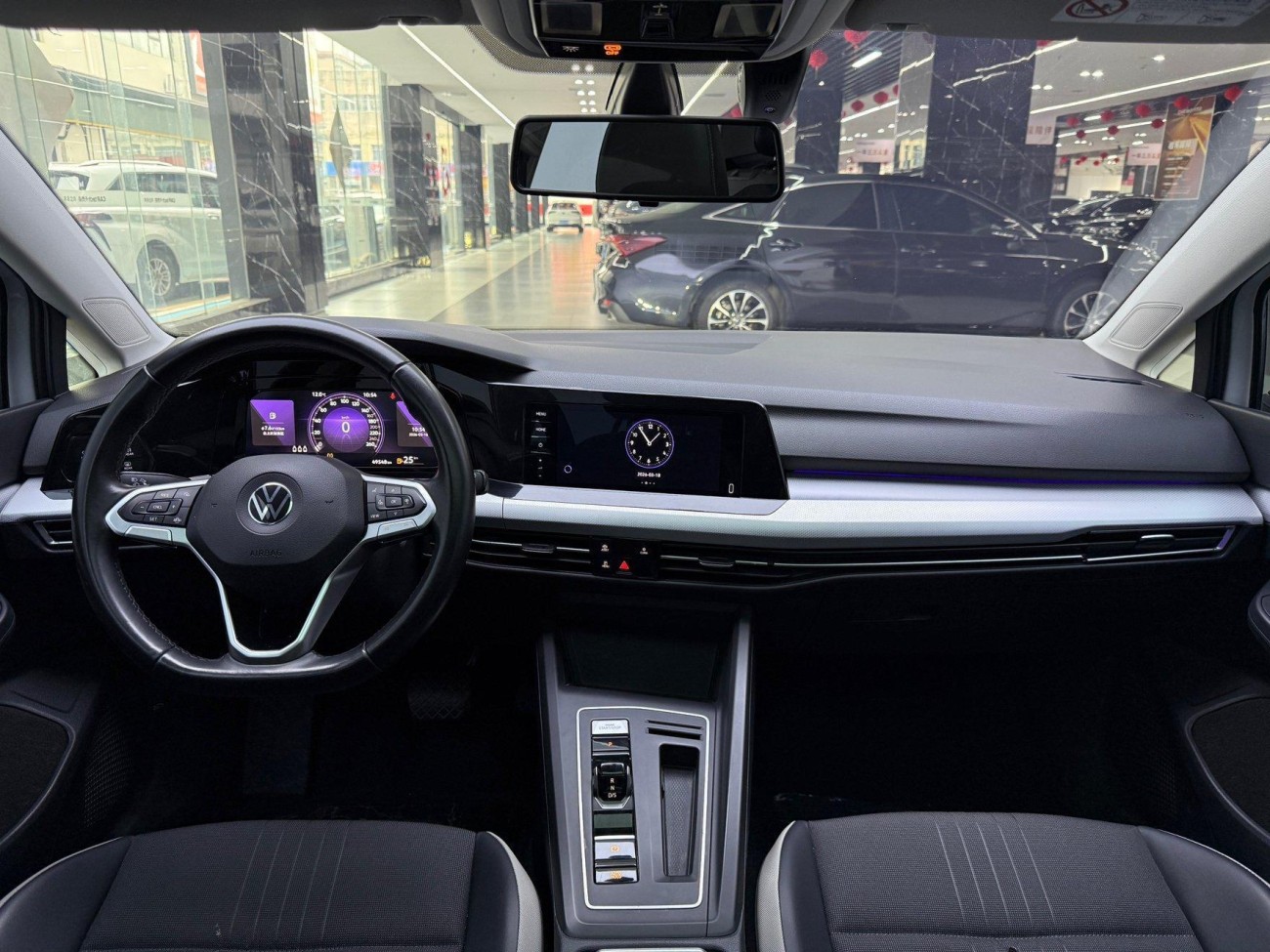 Volkswagen Golf 2021