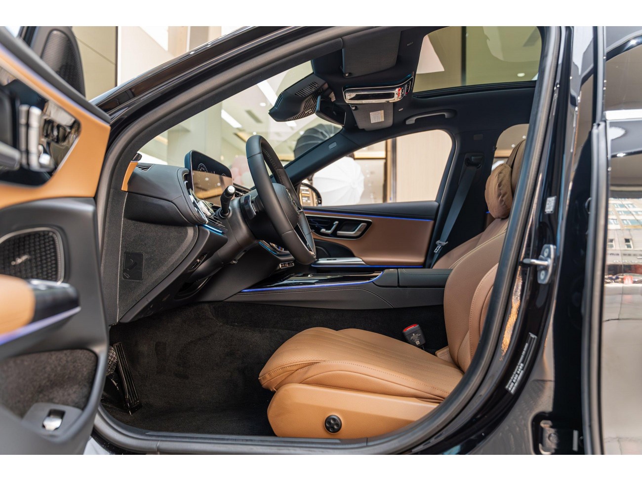 Mercedes-Benz E 260 L 2025