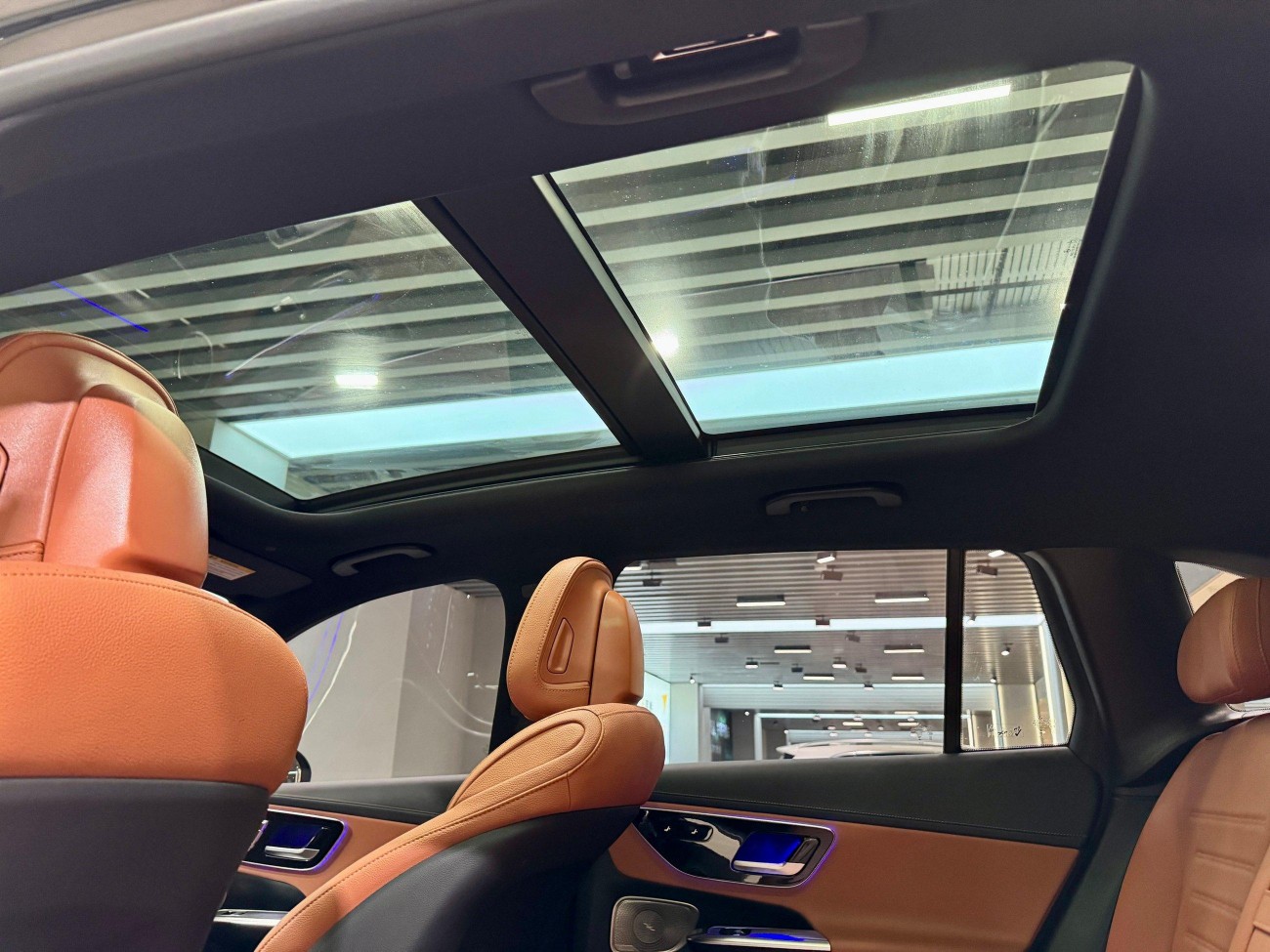 Mercedes-Benz GLC 260 L 2024