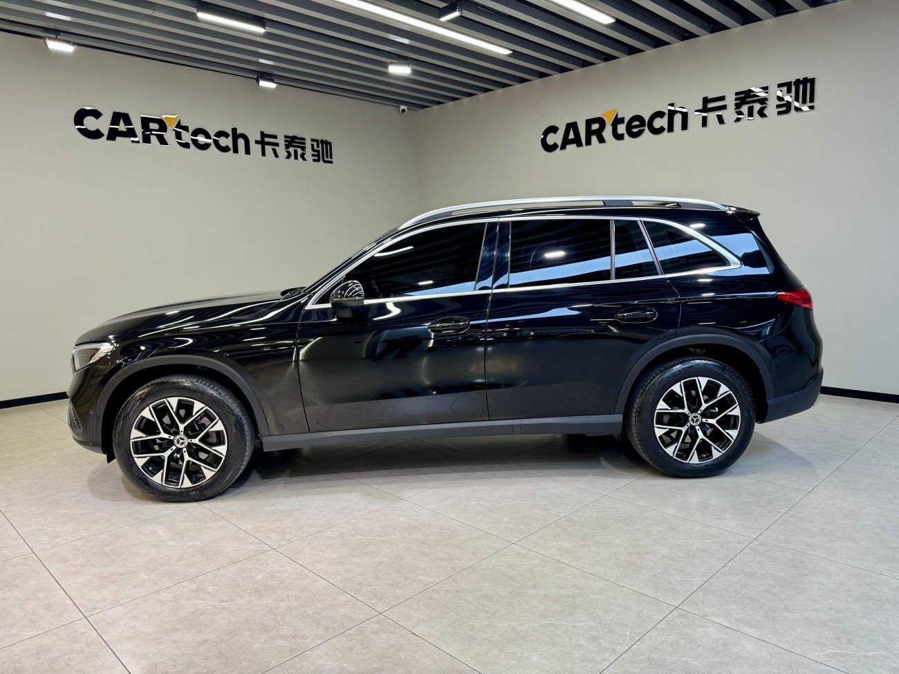 Mercedes-Benz GLC 260 L 2024