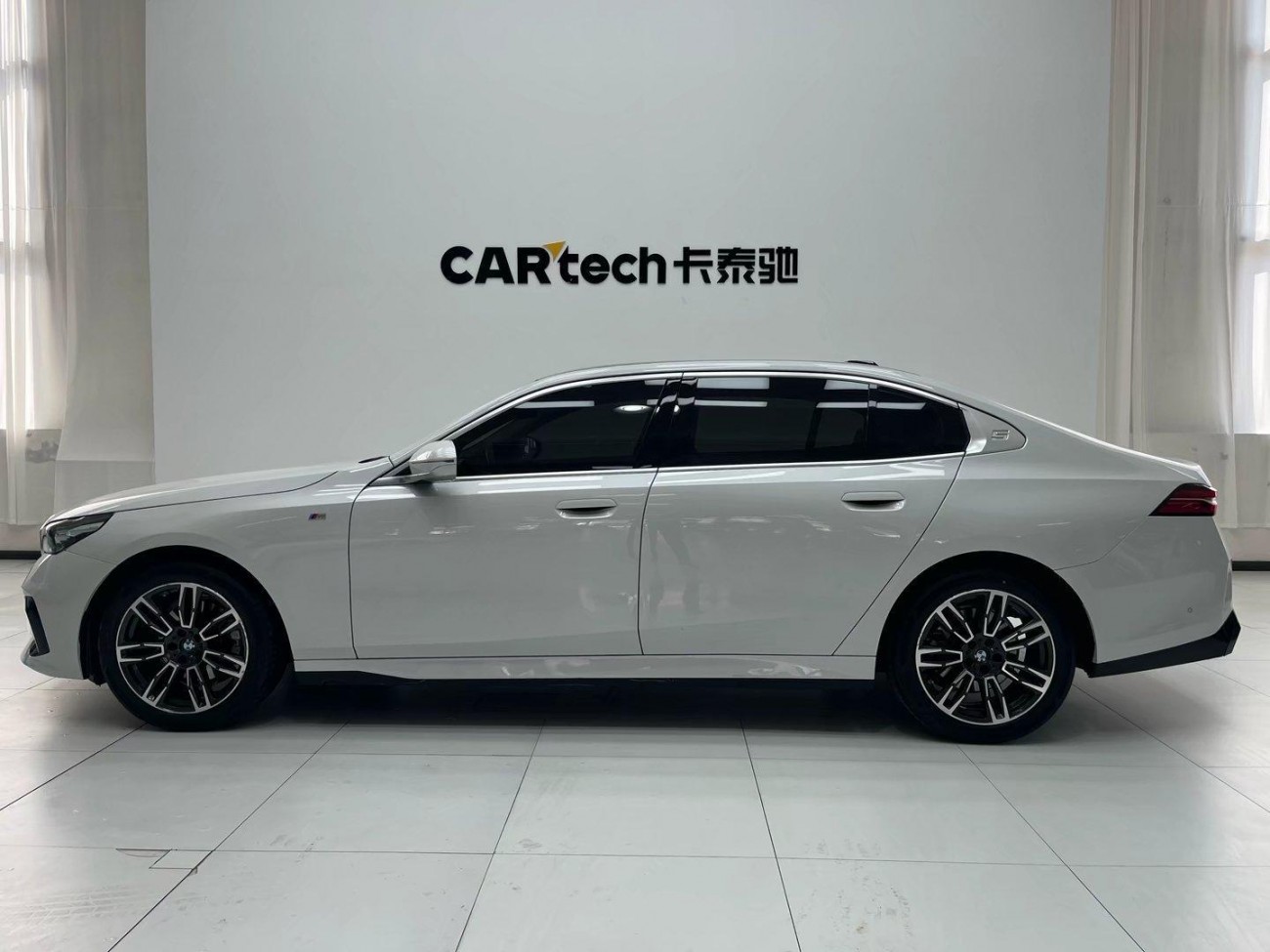BMW 525Li 2024