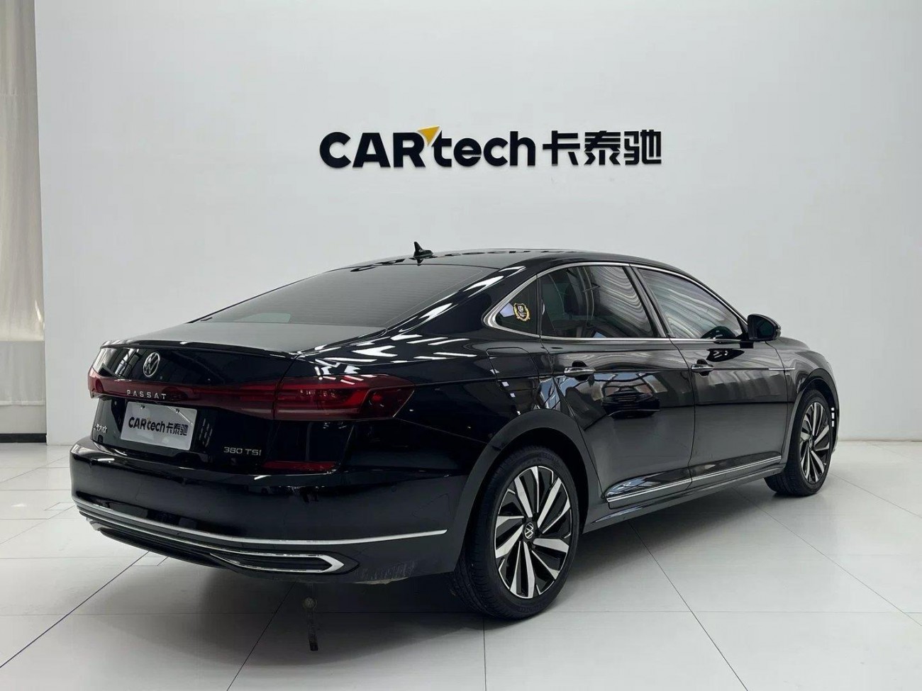 Volkswagen Passat 2024