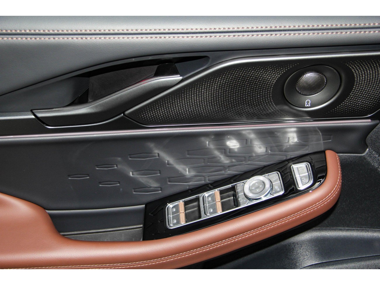 Lincoln Z 2025