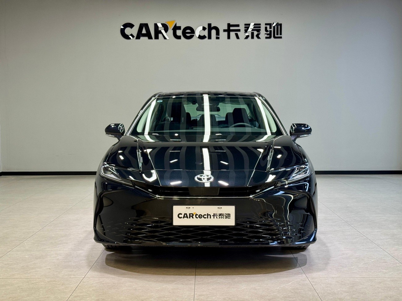 Toyota Camry 2025