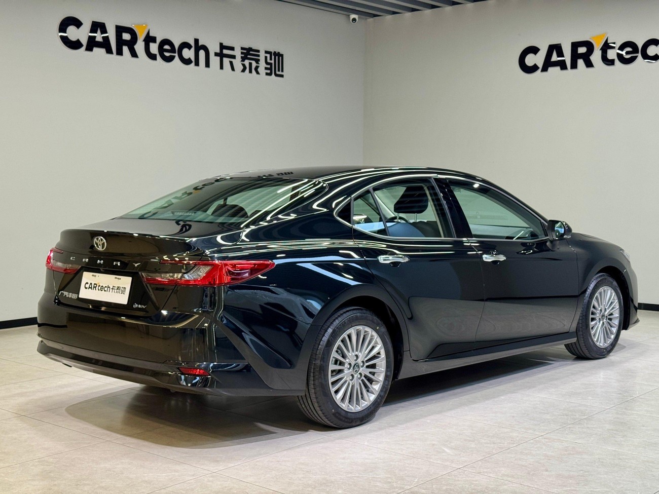 Toyota Camry 2025