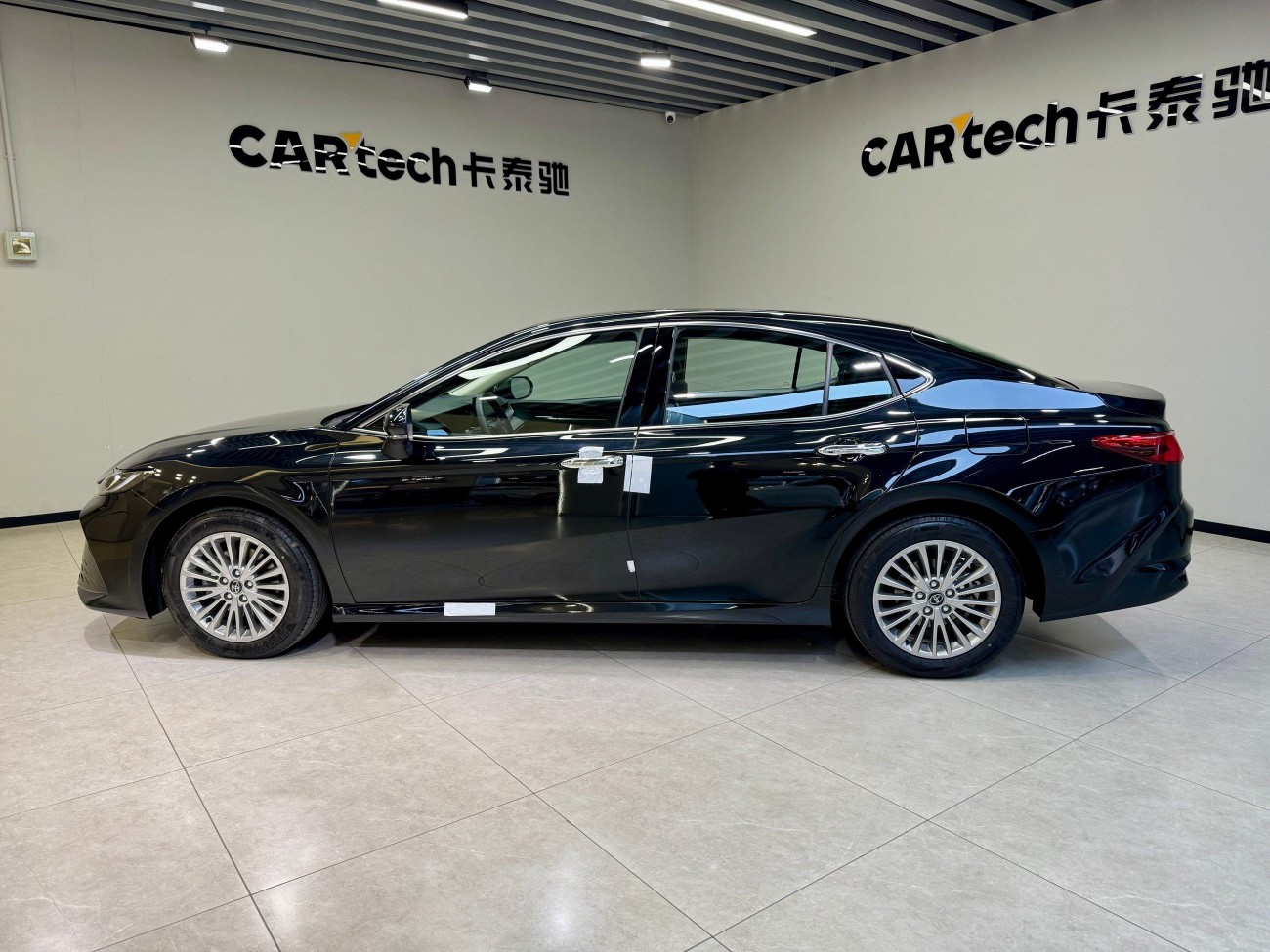 Toyota Camry 2025