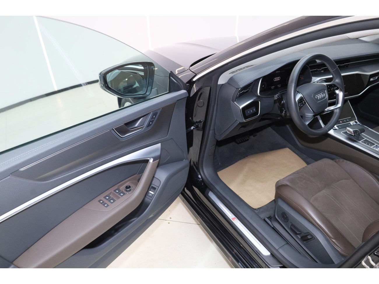 Audi A7L 45 TFSI 2024