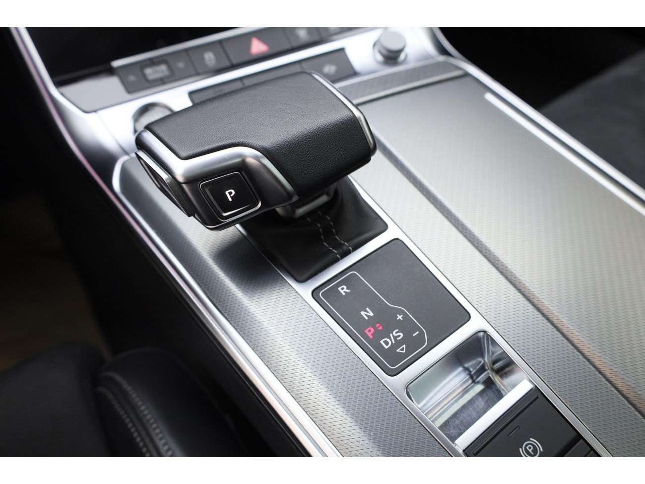 Audi A7L 45 TFSI 2024