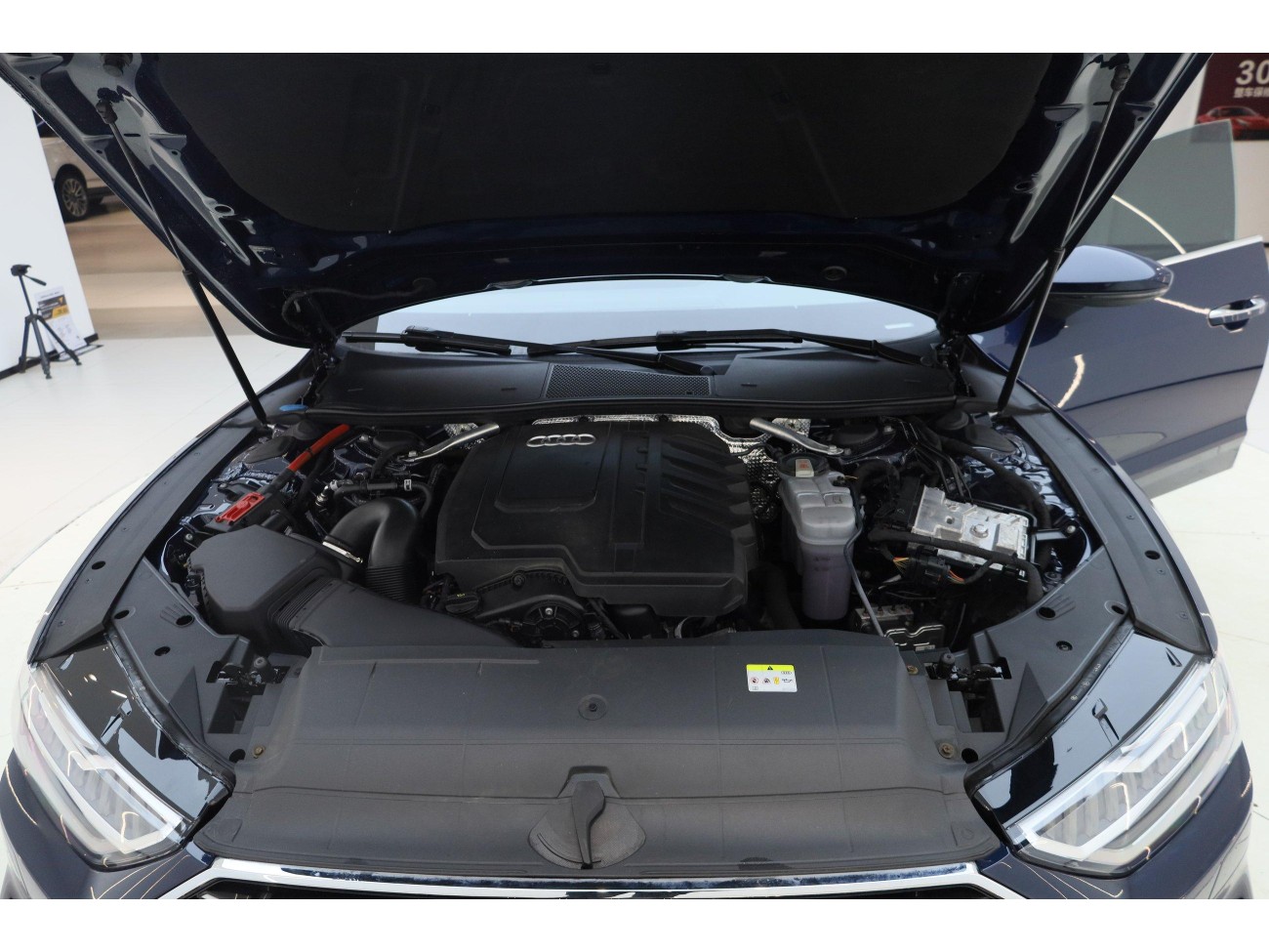 Audi A7L 45 TFSI 2024