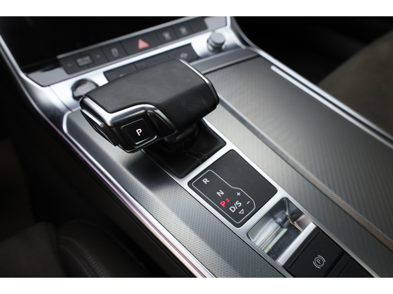 Audi A7L 45 TFSI 2024