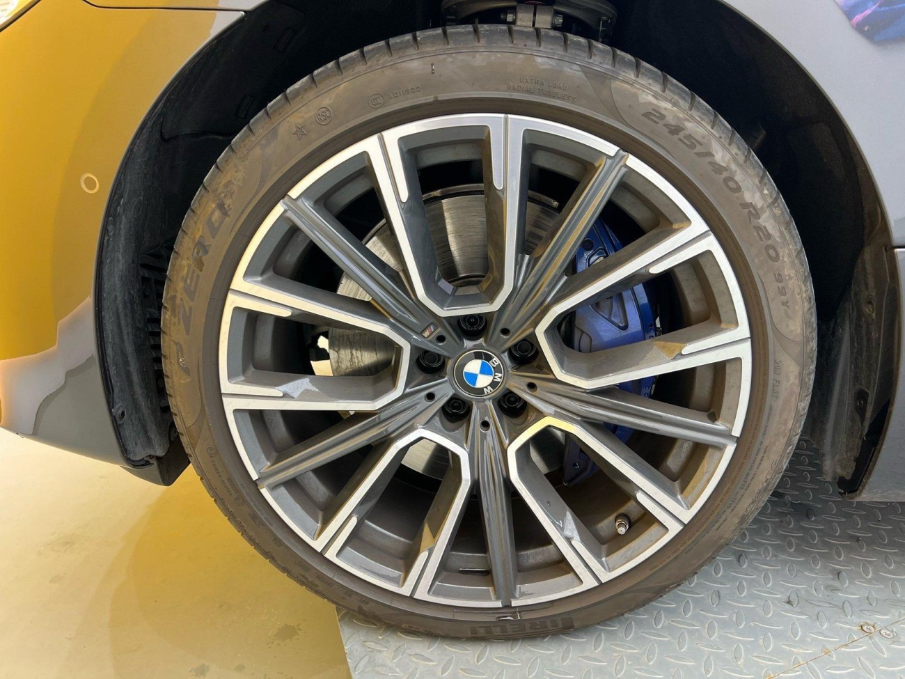 BMW 6GT 2024