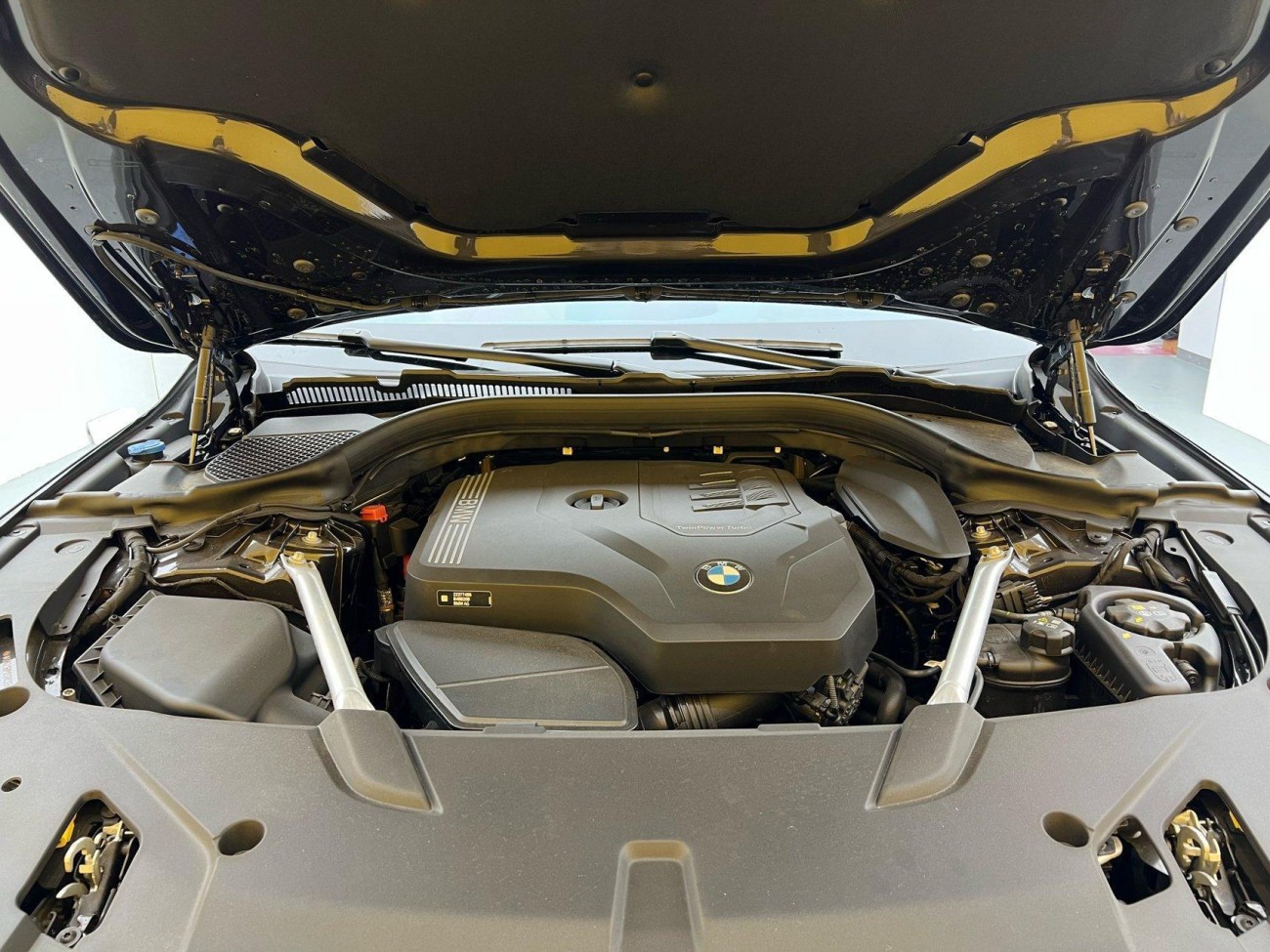 BMW 6GT 2024