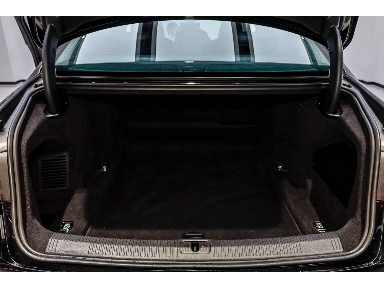 Audi A8L 50 TFSI 2021