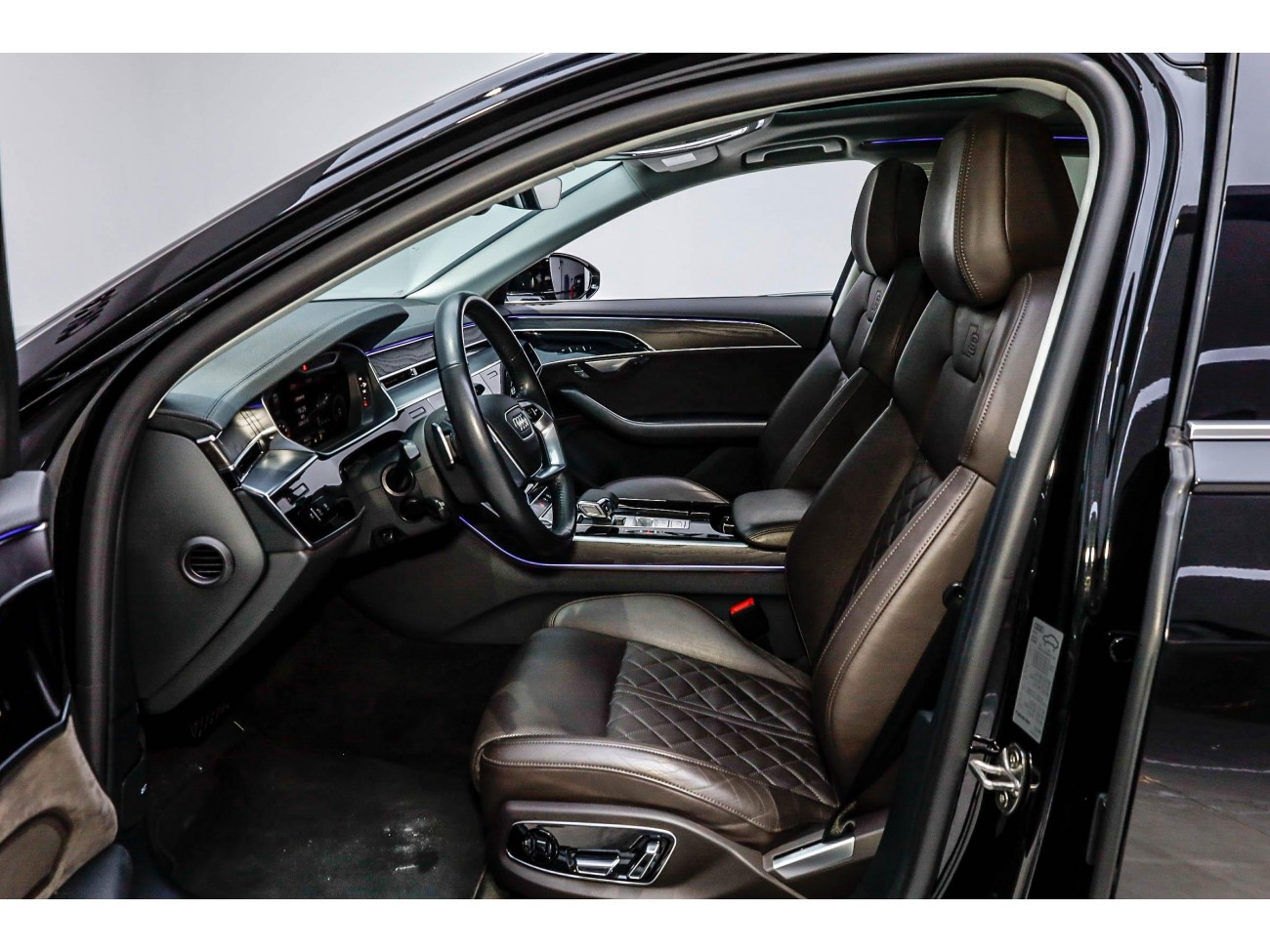 Audi A8L 50 TFSI 2021
