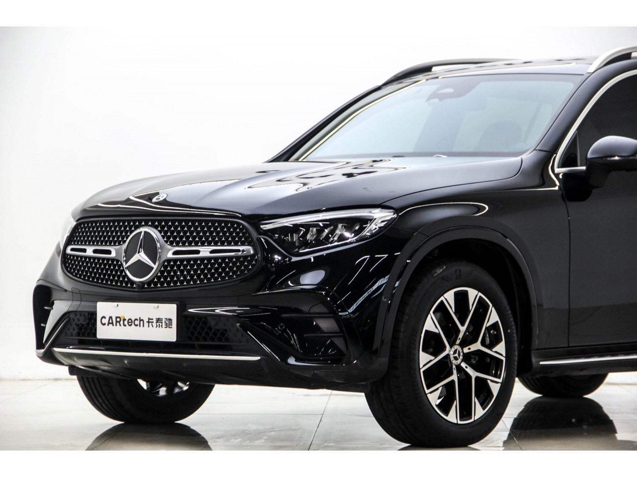 Mercedes-Benz GLC 260 L 2024