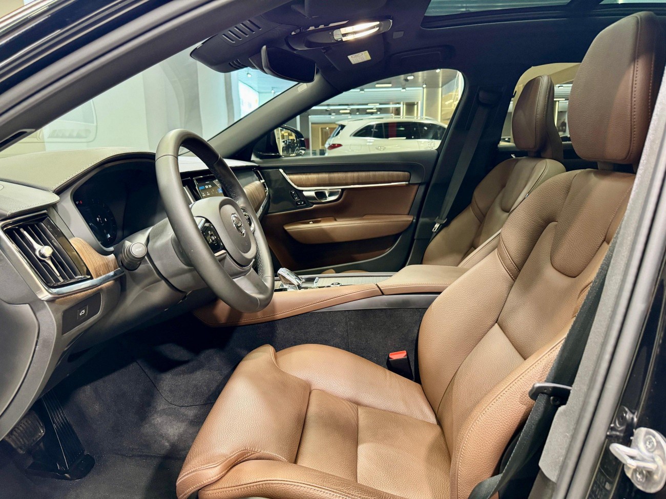 Volvo S90 2024