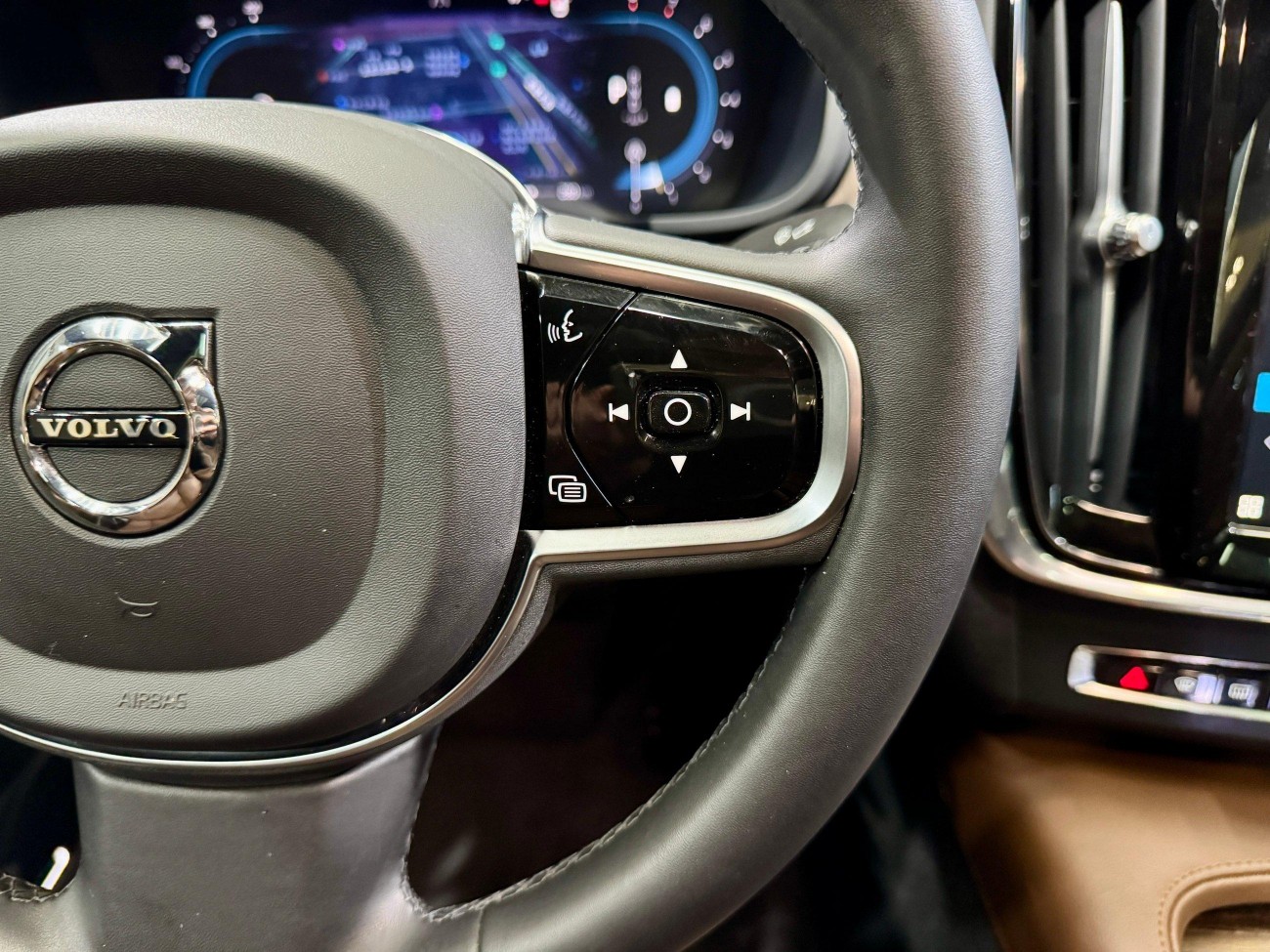 Volvo S90 2024