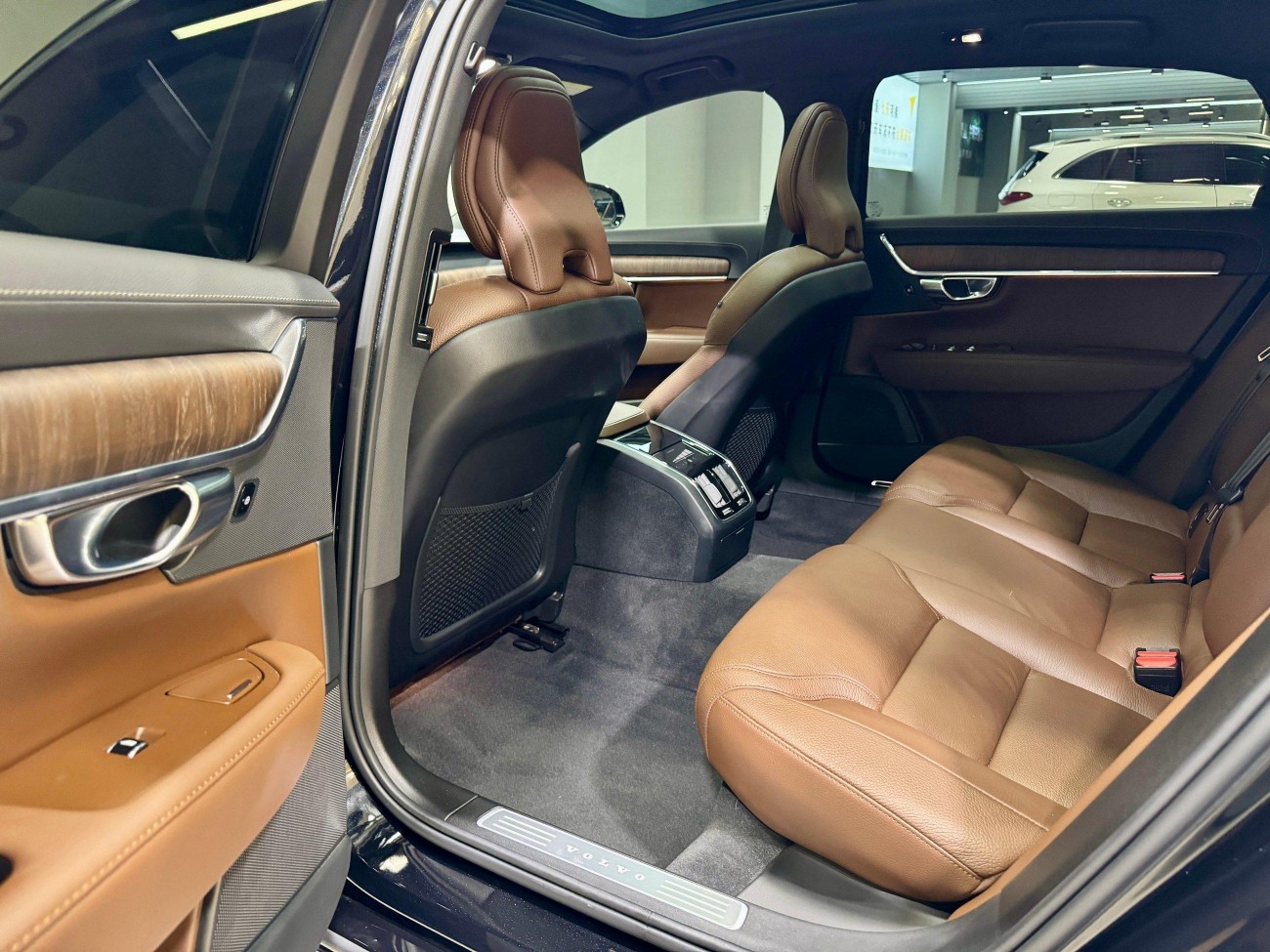 Volvo S90 2024
