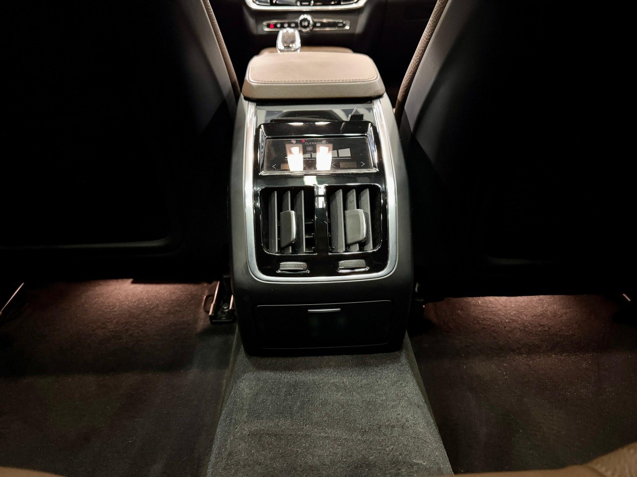 Volvo S90 2024