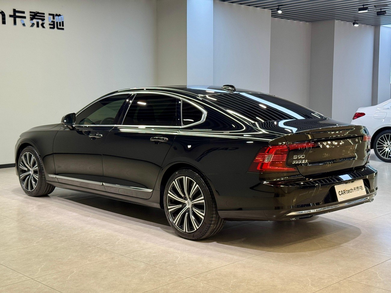 Volvo S90 2024