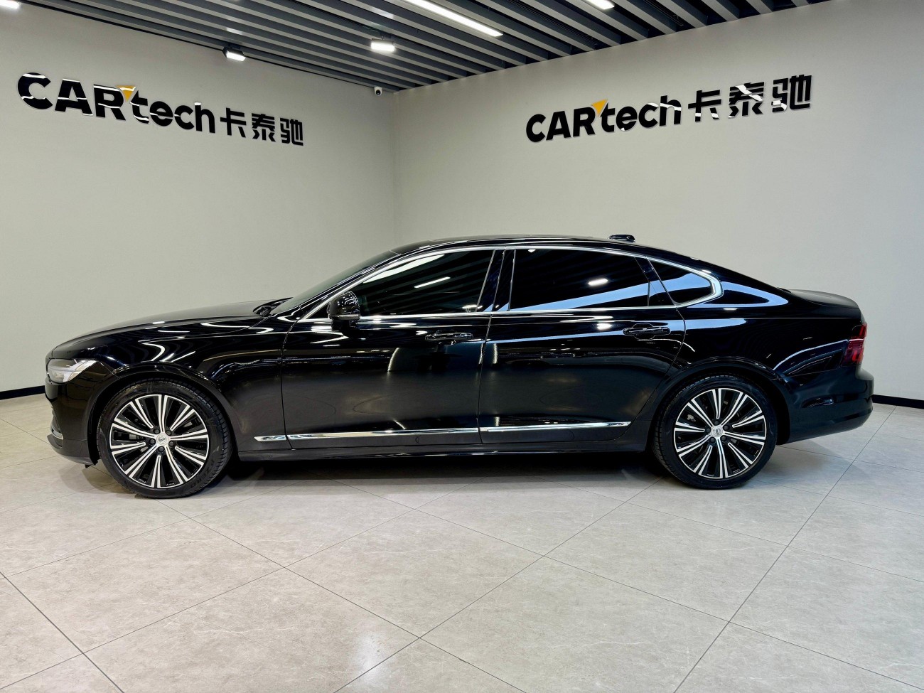 Volvo S90 2024