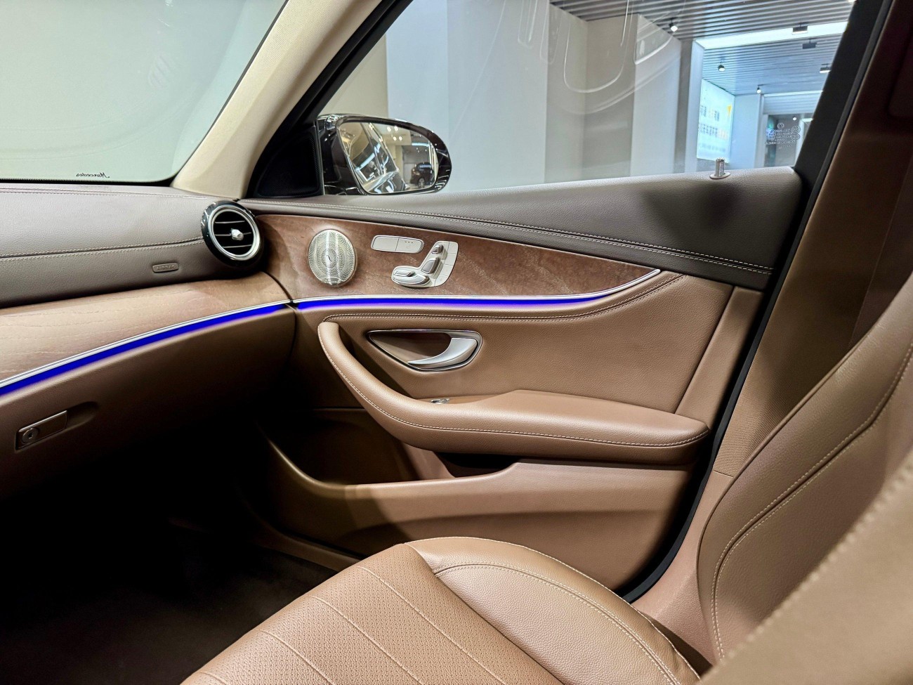 Mercedes-Benz E 300 L 2023