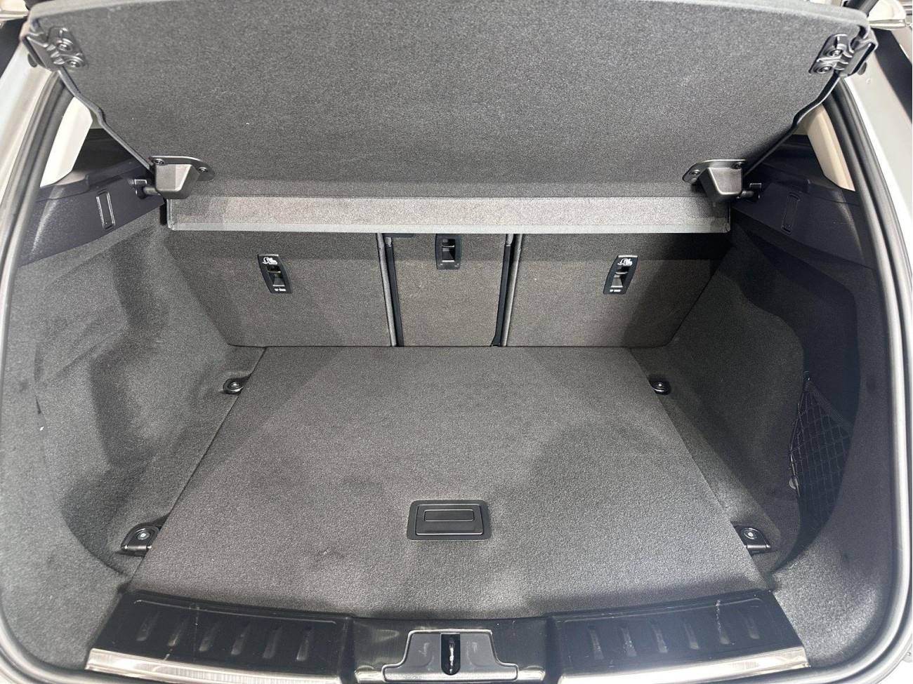 Land Rover Range Rover 2023