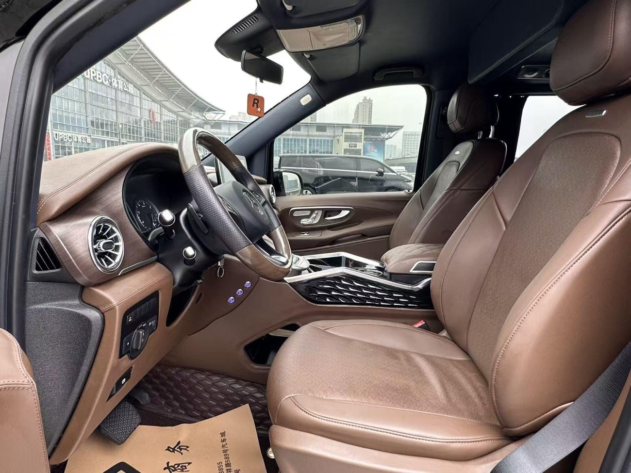 Mercedes-Benz 2021 2022