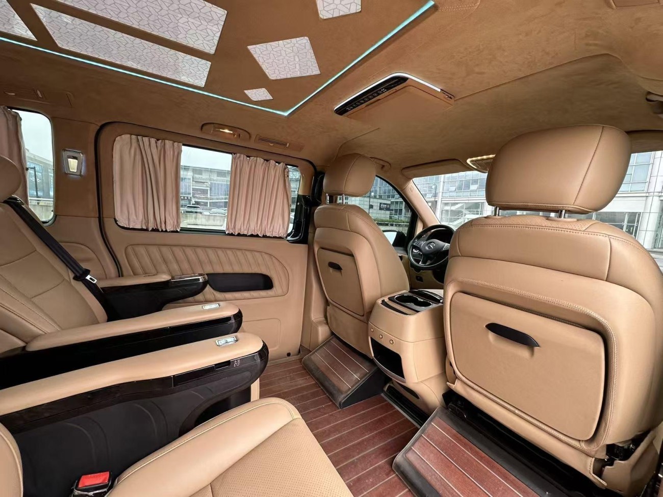 Mercedes-Benz 2018 2019