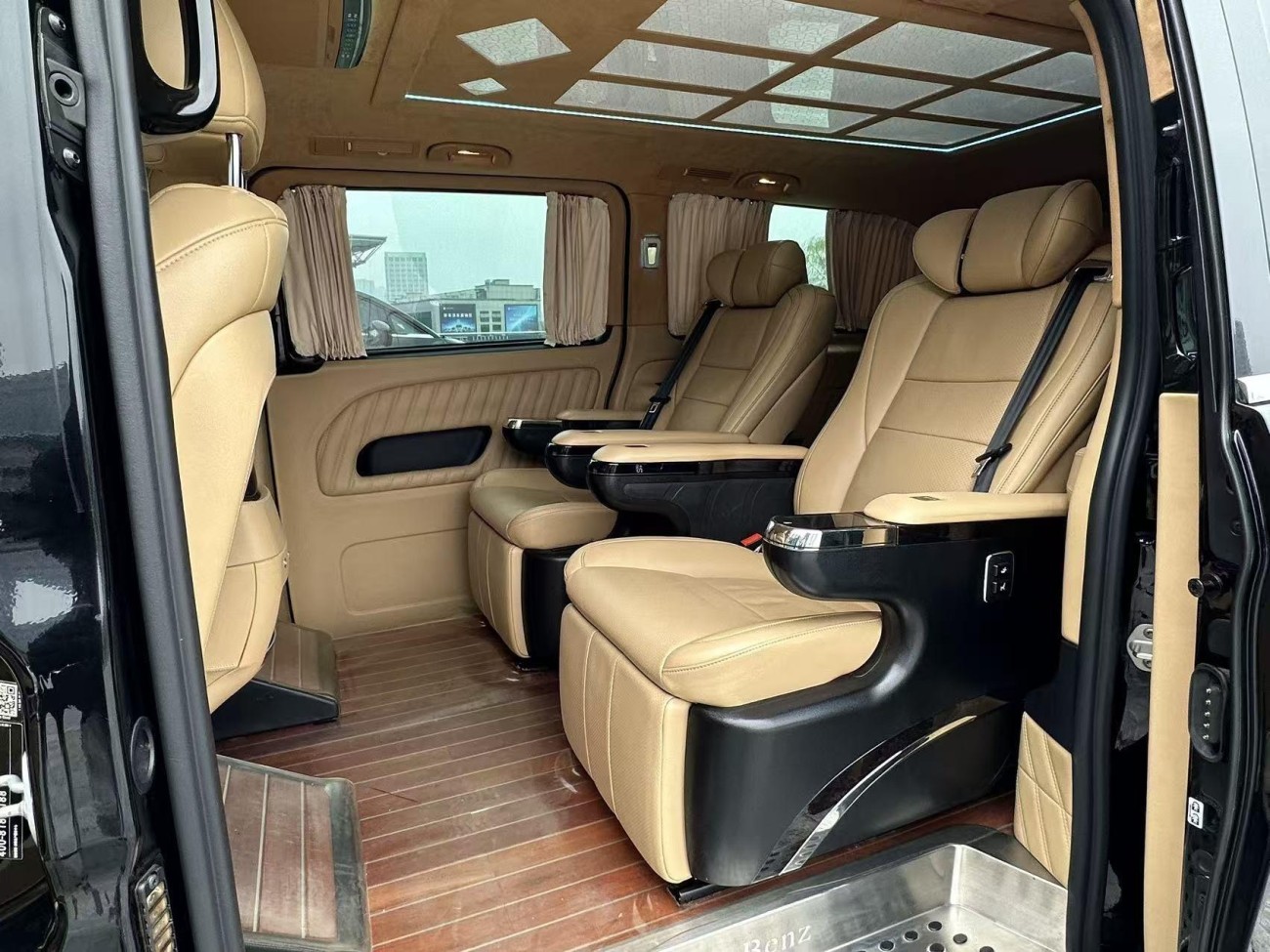 Mercedes-Benz 2018 2019