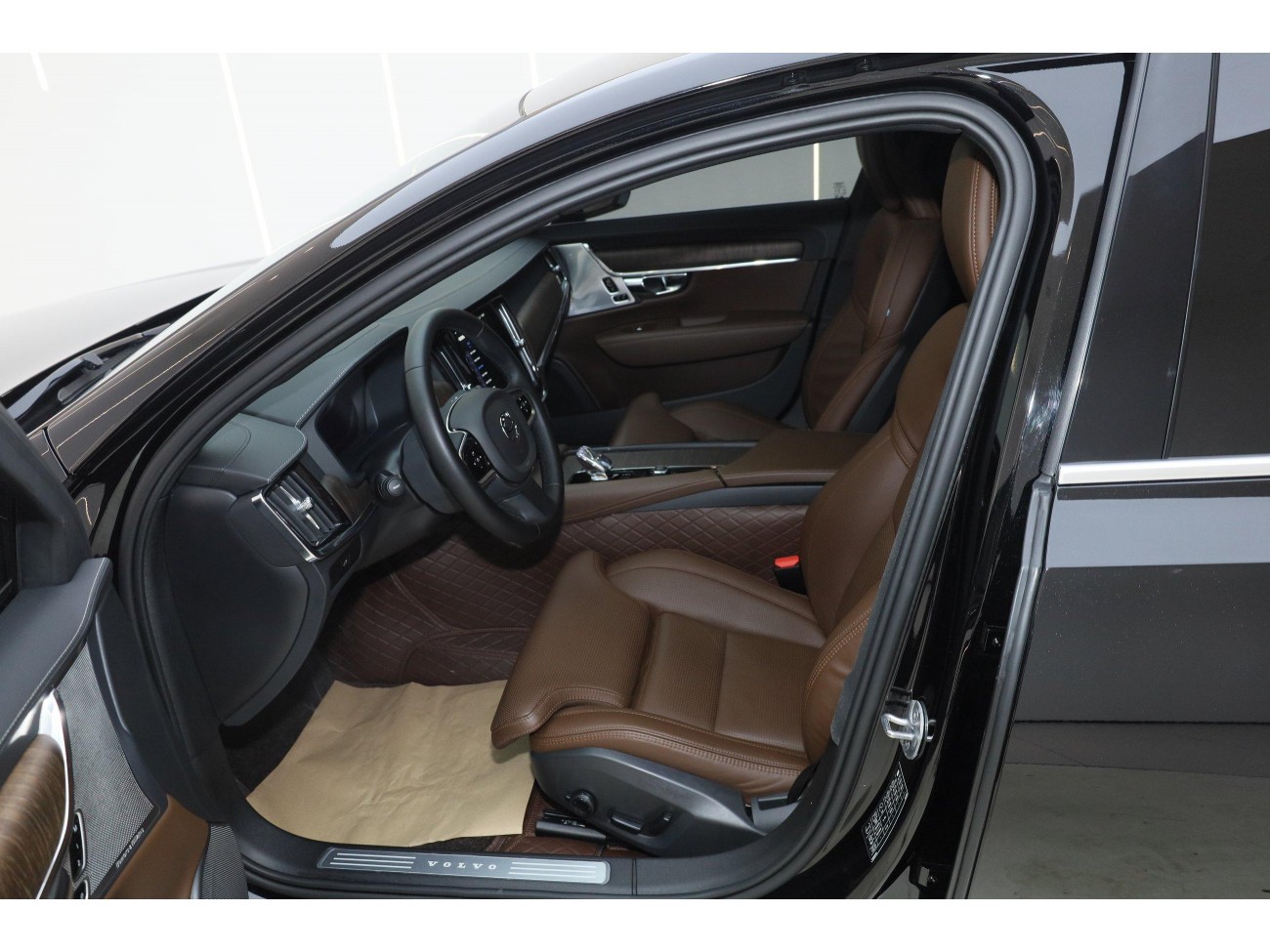 Volvo S90 2024
