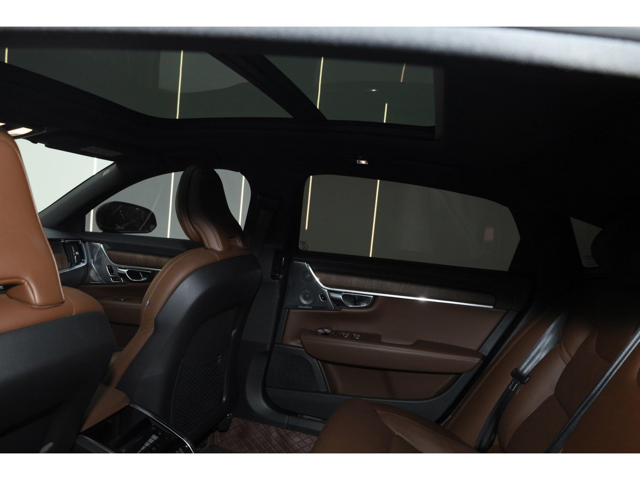 Volvo S90 2024