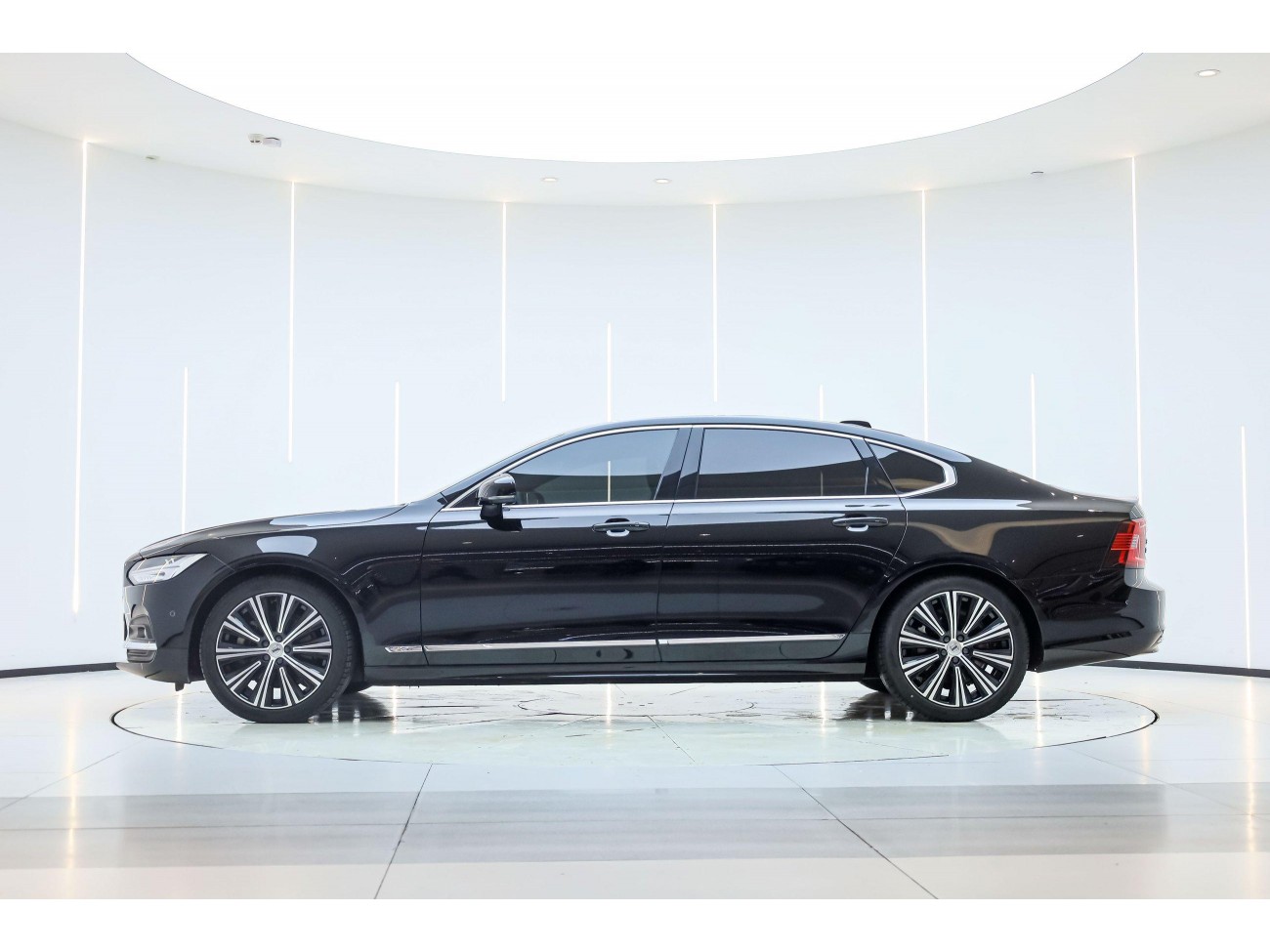 Volvo S90 2024