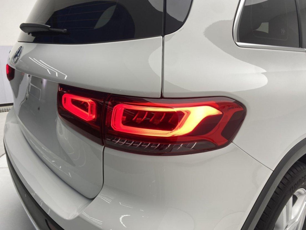 Mercedes-Benz GLB 2023