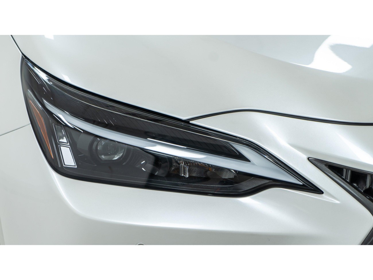 Lexus NX 260 2023