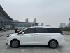Buick GL8 2025