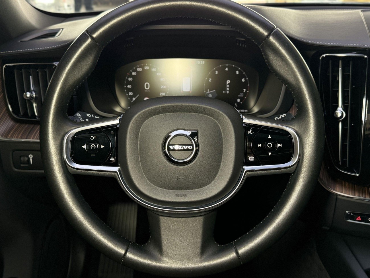 Volvo XC60 2021