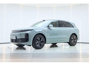 Li Auto L6 2025