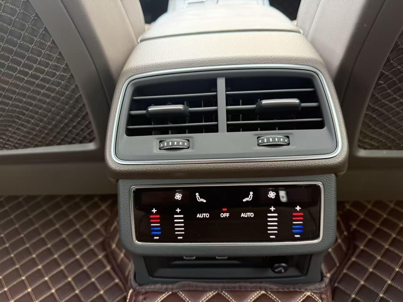 Audi A7L 45 TFSI 2023