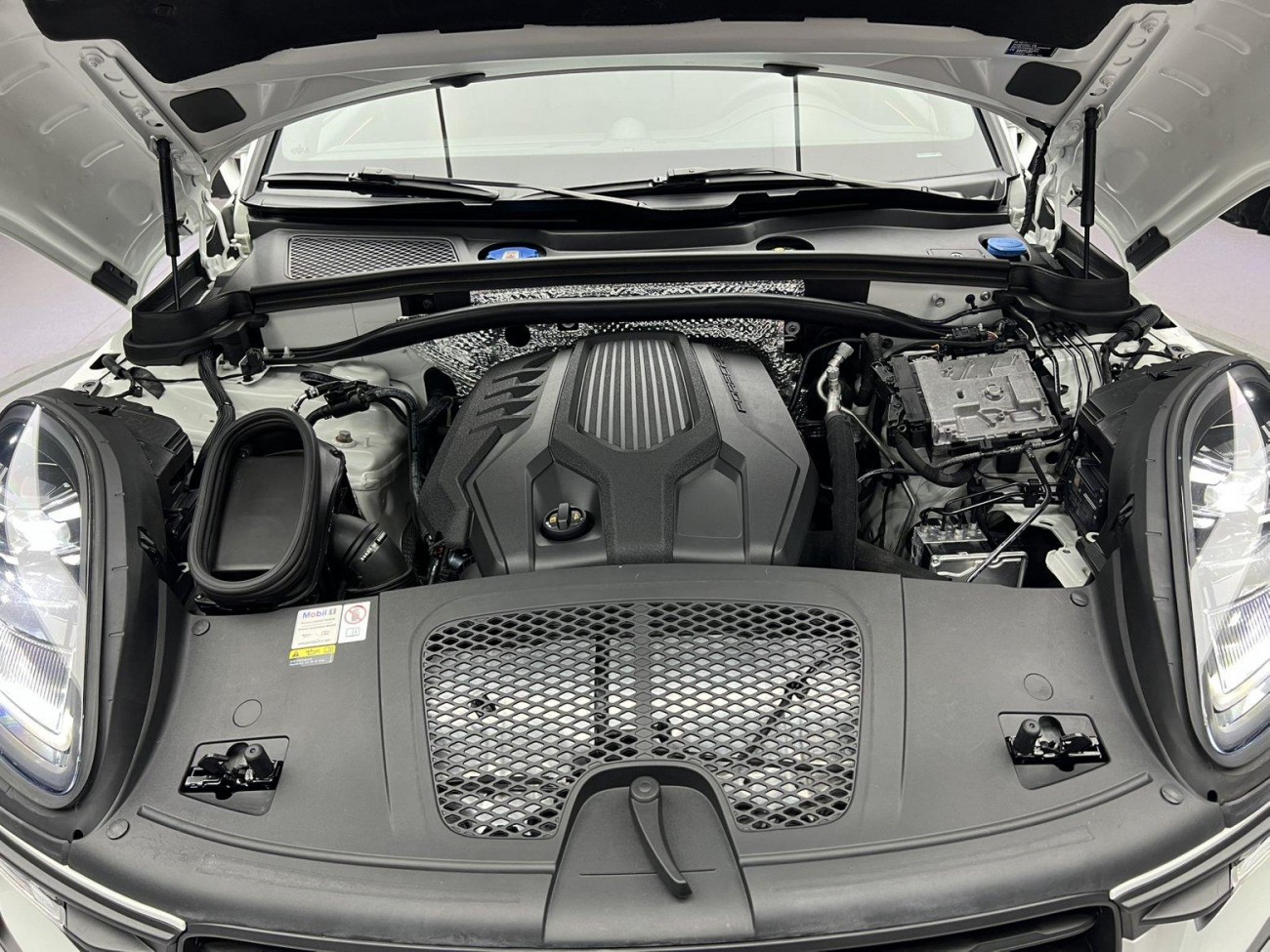 Porsche Macan 2023