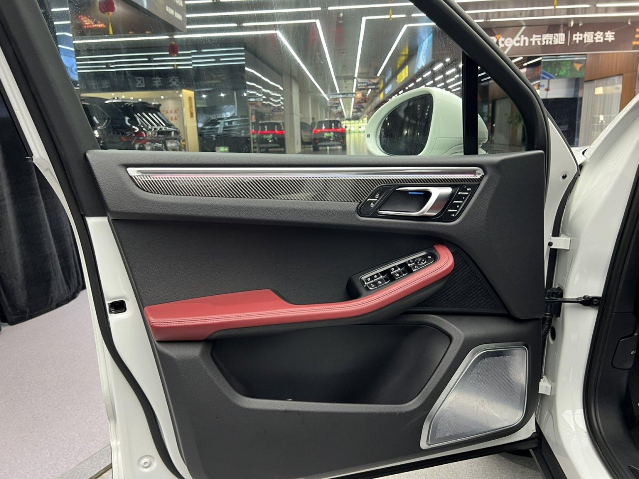 Porsche Macan 2023