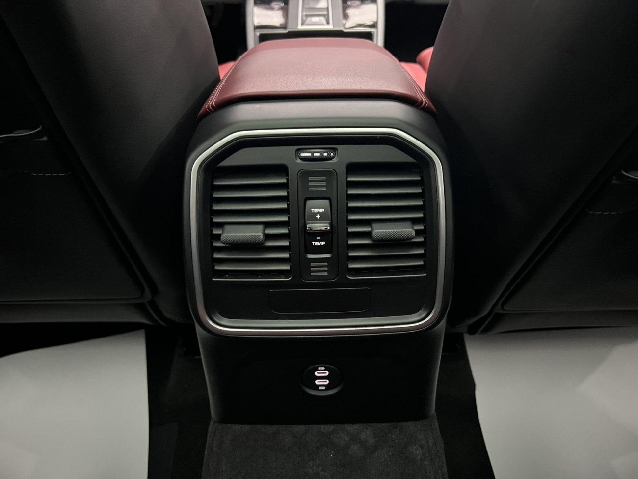 Porsche Macan 2023