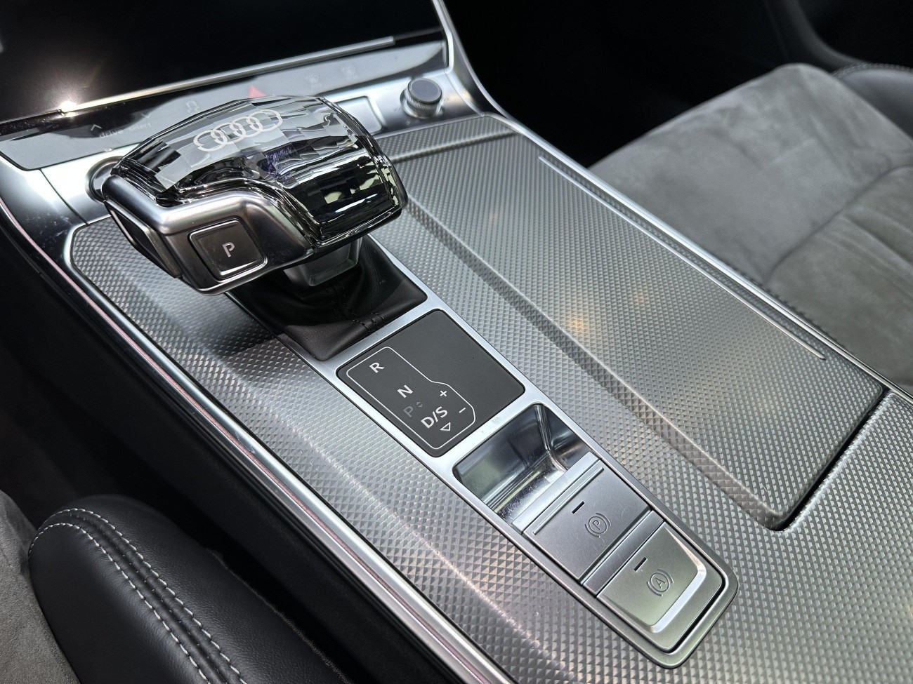 Audi A6L 45 TFSI 2023