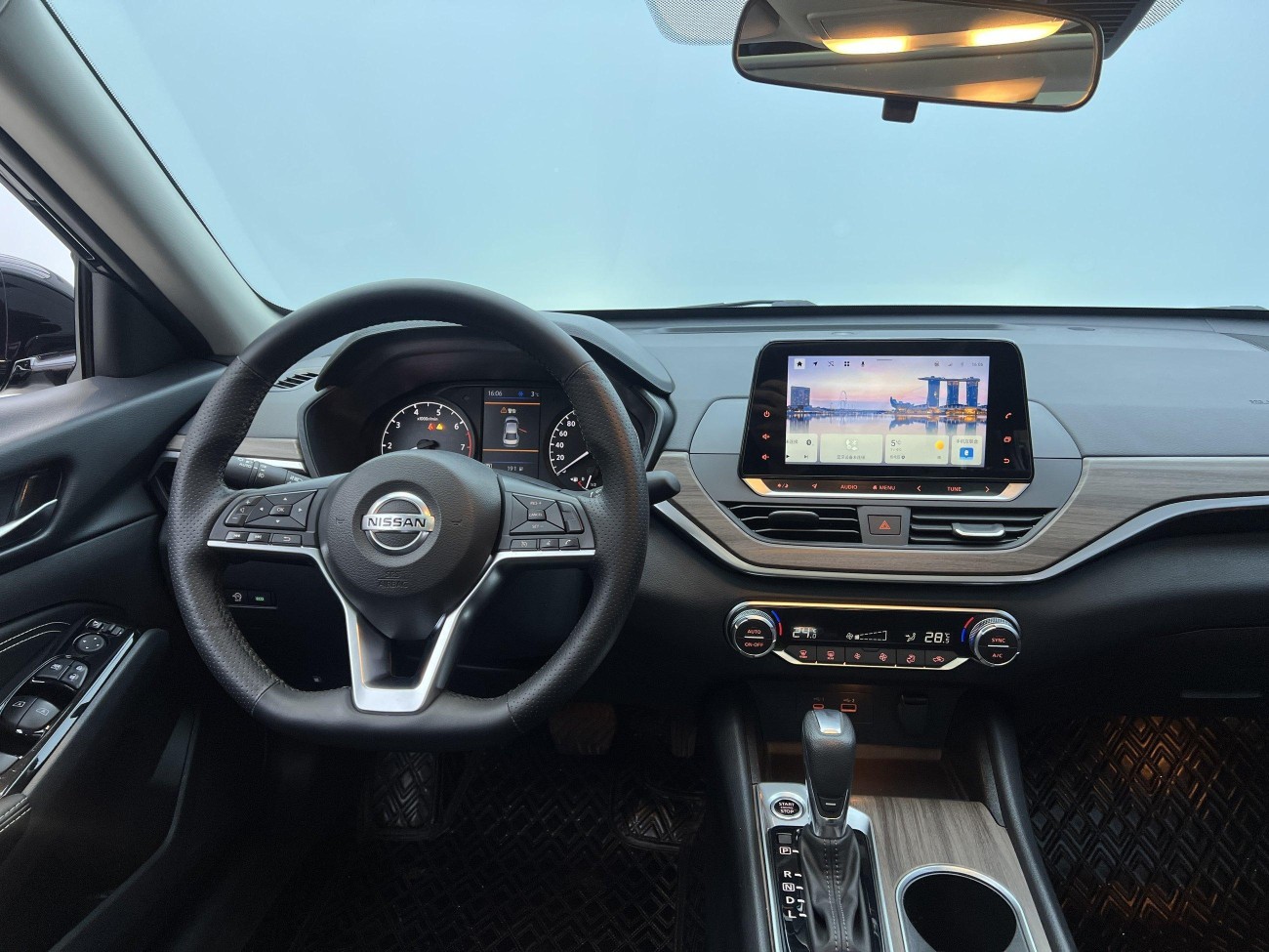 Nissan Teana 2023