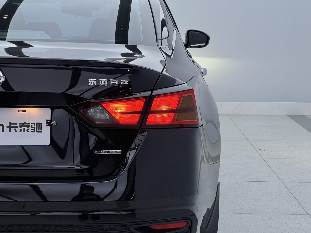 Nissan Teana 2023