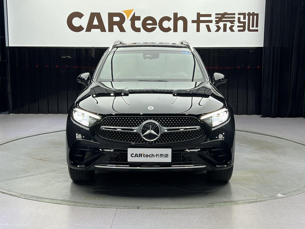 Mercedes-Benz GLC 260 L 2024