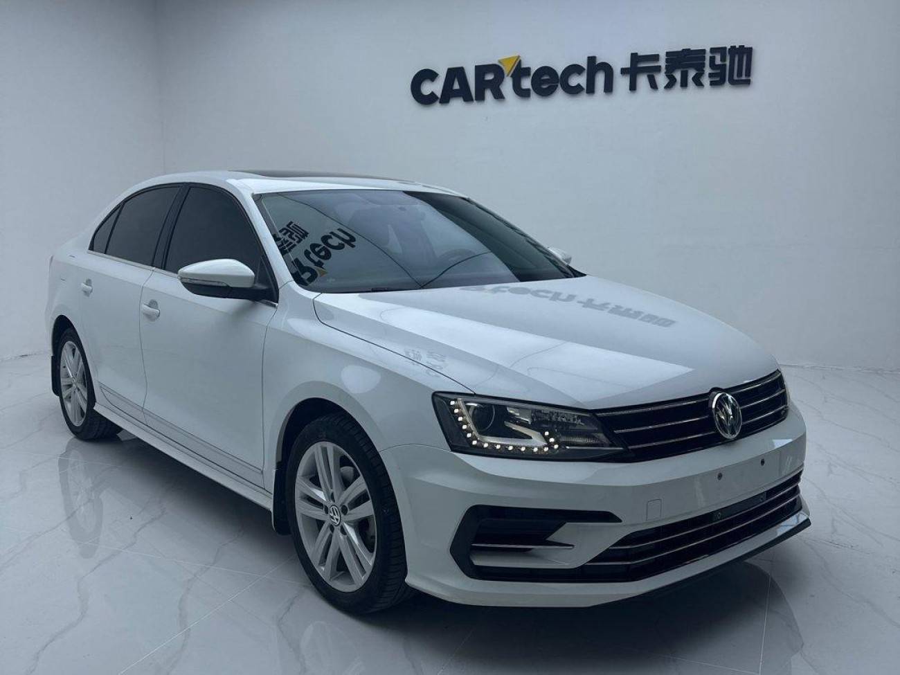 Volkswagen Sagitar 2019