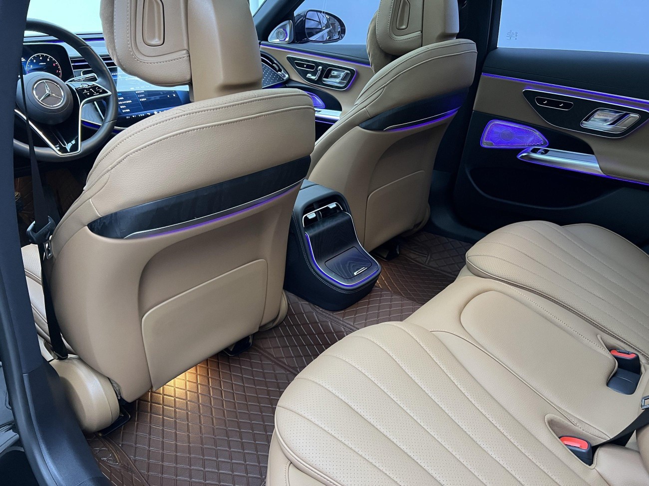 Mercedes-Benz E 300 L 2024
